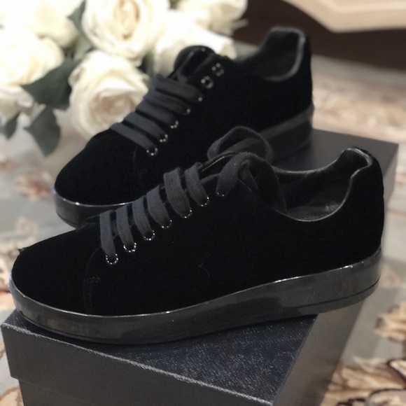 Prada lower-top sneakers - Picture 2 of 8